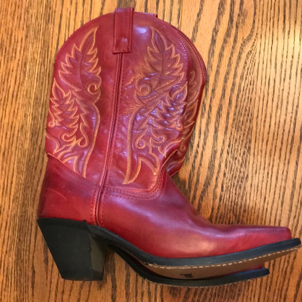 Women’s red cowboy boots
